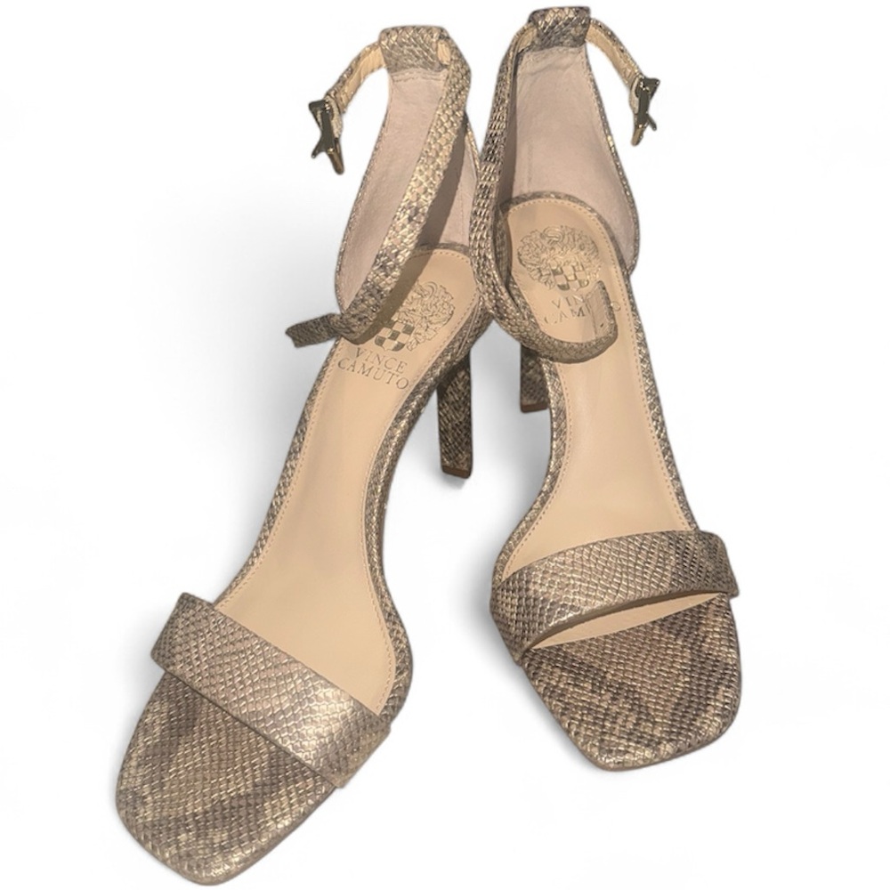 Vince Camuto Snake Print Elegant Gold heels - Size 8M